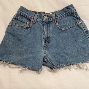 Levi’s vintage denim cutoff